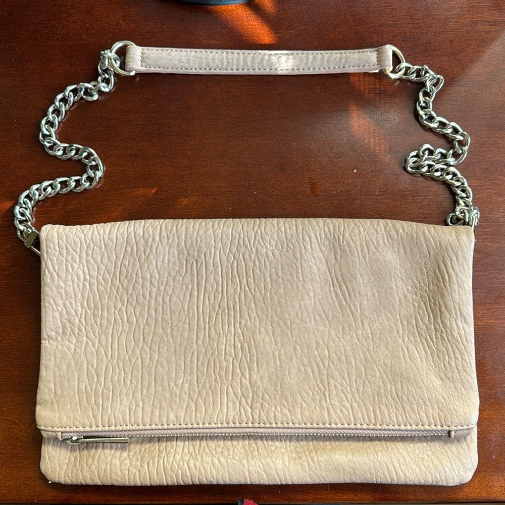 Express Clutch with removable chain strap